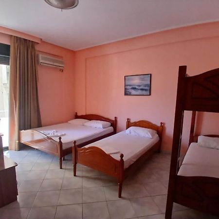 Hotel Rossi Vlorë エクステリア 写真