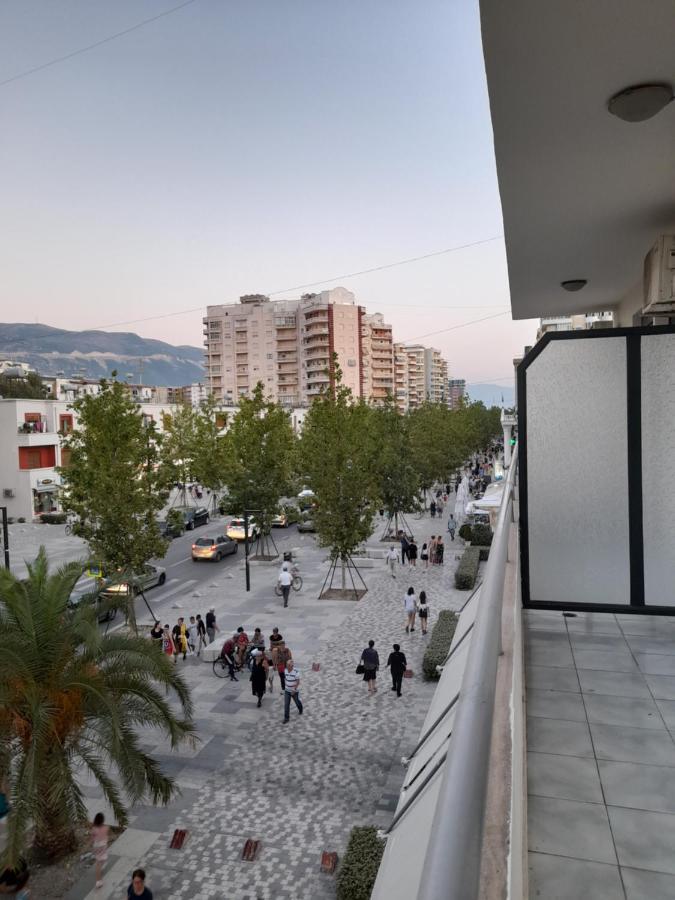 Hotel Rossi Vlorë エクステリア 写真