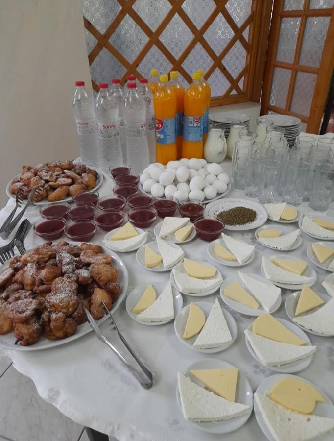 Hotel Rossi Vlorë エクステリア 写真