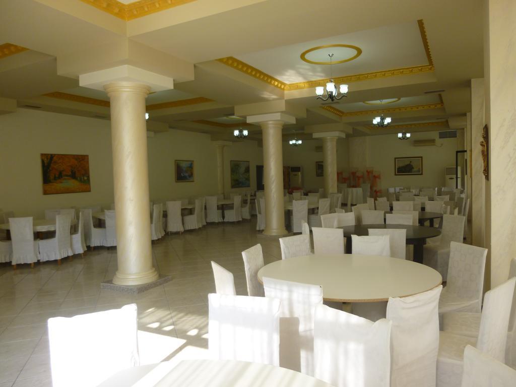 Hotel Rossi Vlorë エクステリア 写真