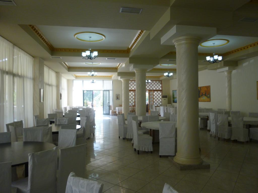 Hotel Rossi Vlorë エクステリア 写真